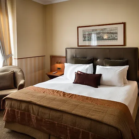 Dei Cavalieri Duomo Otel Milano