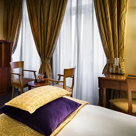 Otel Dei Cavalieri Duomo Milano