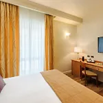 Hotel Dei Cavalieri Duomo 4*