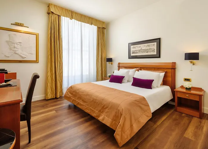 Dei Cavalieri Duomo מלון 4*