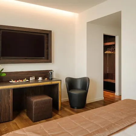 酒店 Dei Cavalieri Duomo 4*